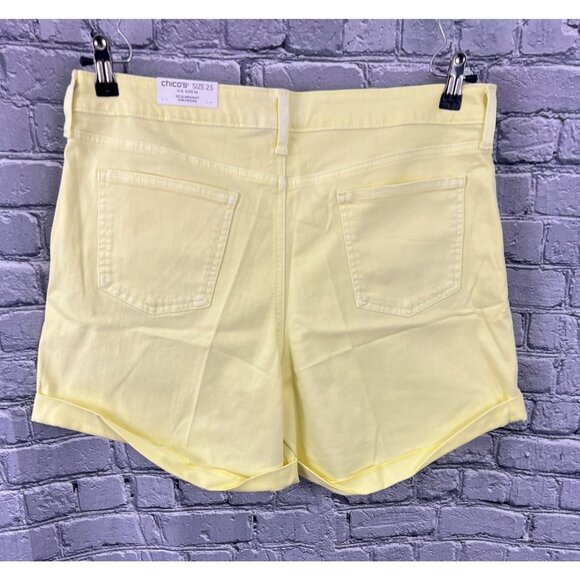 Chico's So Slimming Girlfriend Short Bright Yellow Size 2.5 US 14 Rolled Cuff - Picture 2 of 8